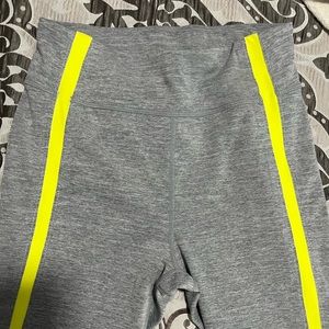 Zyia gray leggings